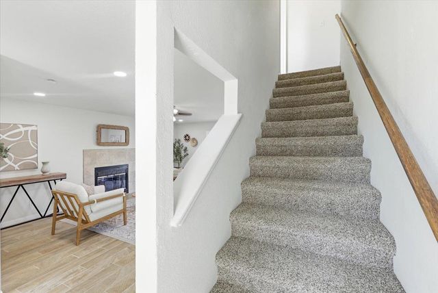 1000 Bodgers DR, Austin, TX 78753