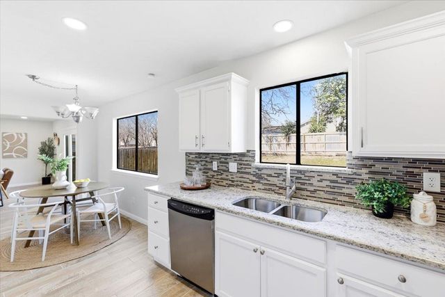 1000 Bodgers DR, Austin, TX 78753