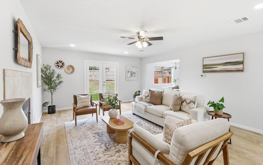 1000 Bodgers DR, Austin, TX 78753