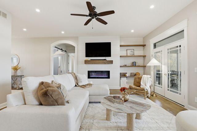 8035 Hidden Shores Drive, Fenton, MI 48430