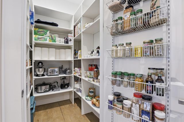 8035 Hidden Shores Drive, Fenton, MI 48430