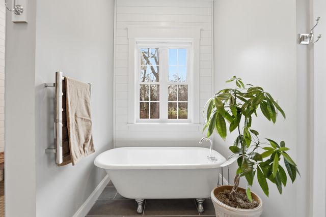 8035 Hidden Shores Drive, Fenton, MI 48430