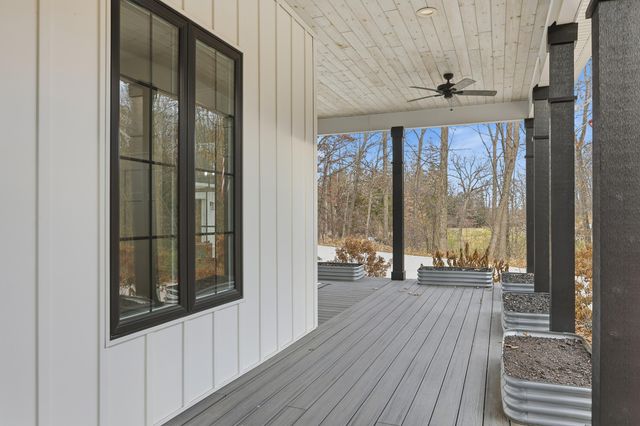 8035 Hidden Shores Drive, Fenton, MI 48430