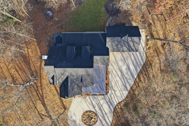 8035 Hidden Shores Drive, Fenton, MI 48430