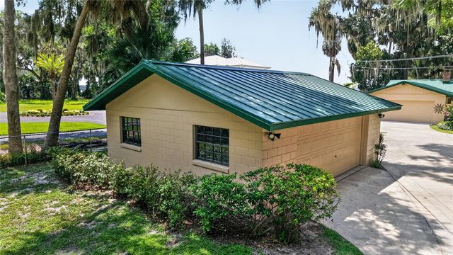 13200 E HIGHWAY 25, Ocklawaha, FL 32179
