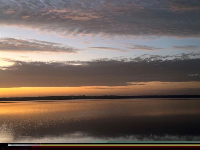 13200 E HIGHWAY 25, Ocklawaha, FL 32179