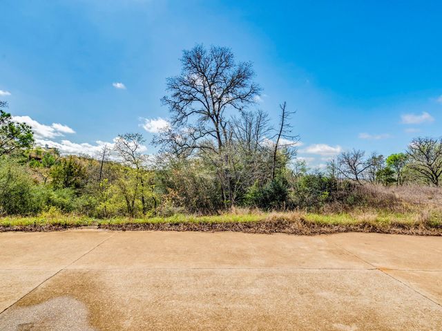 119 & 123 McCarthy DR, Bastrop, TX 78602