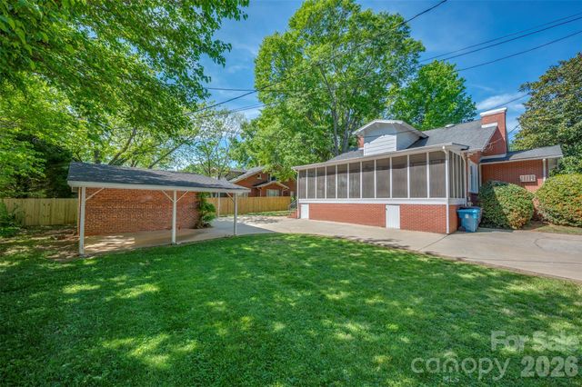 151 S Magnolia Street, Forest City, NC 28043