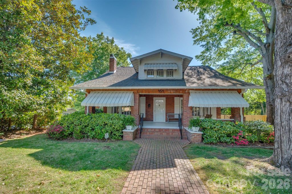 151 S Magnolia Street, Forest City, NC 28043