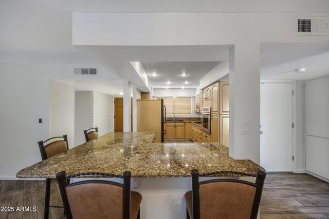 4014 W PURDUE Avenue, Phoenix, AZ 85051