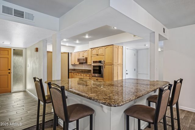 4014 W PURDUE Avenue, Phoenix, AZ 85051