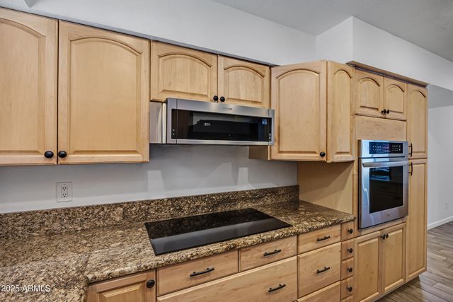 4014 W PURDUE Avenue, Phoenix, AZ 85051