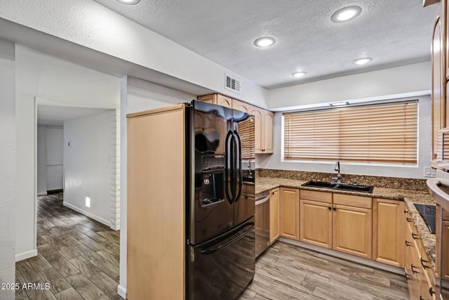 4014 W PURDUE Avenue, Phoenix, AZ 85051