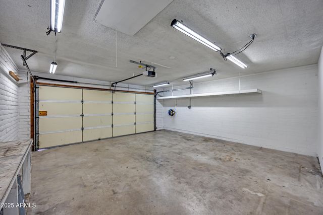 4014 W PURDUE Avenue, Phoenix, AZ 85051