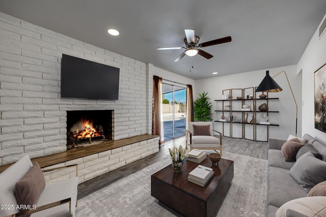 4014 W PURDUE Avenue, Phoenix, AZ 85051