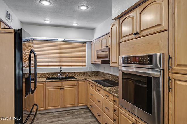 4014 W PURDUE Avenue, Phoenix, AZ 85051