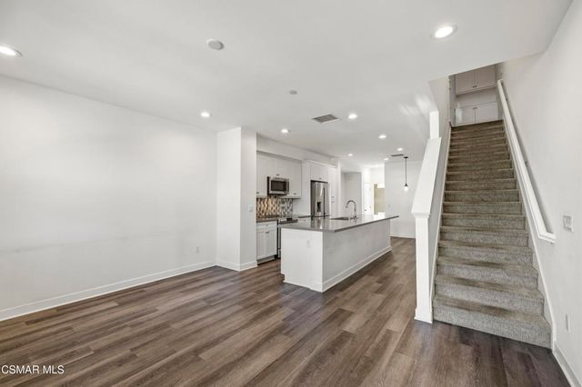 45 Jensen Court, Thousand Oaks, CA 91360