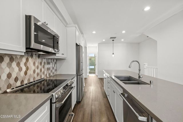 45 Jensen Court, Thousand Oaks, CA 91360