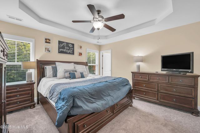 212 Peggys Trace, Sneads Ferry, NC 28460