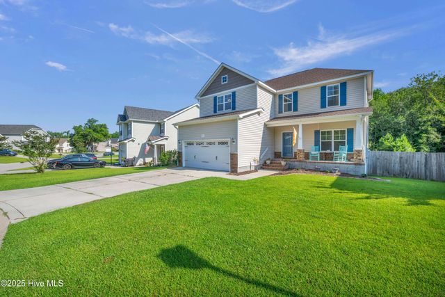 212 Peggys Trace, Sneads Ferry, NC 28460