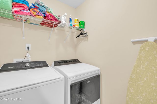 212 Peggys Trace, Sneads Ferry, NC 28460