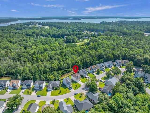 212 Peggys Trace, Sneads Ferry, NC 28460