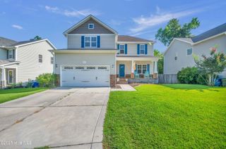 212 Peggys Trace, Sneads Ferry, NC 28460