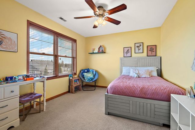 412 Chessington Drive, Crown Point, IN 46307