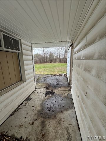 1236 Saunders Sett Road, Lewiston, NY 14305