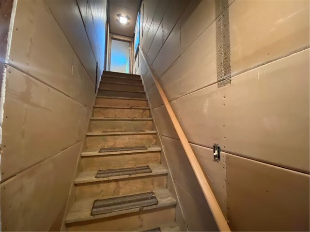 548 Chestnut St, Monessen, PA 15062