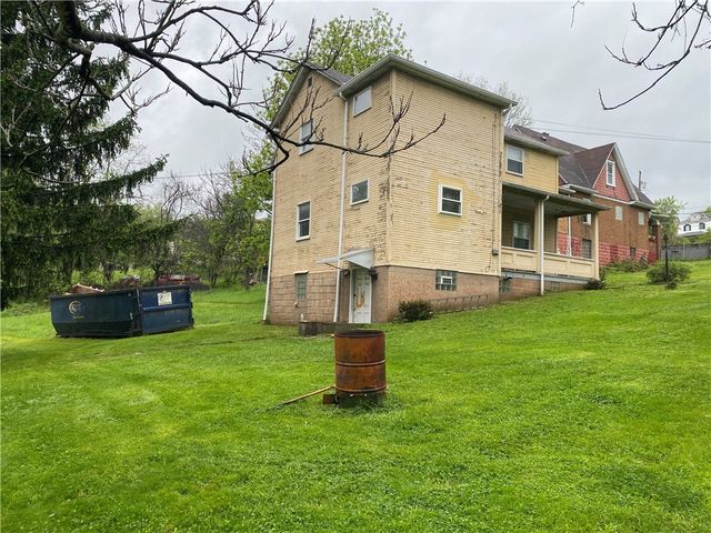 548 Chestnut St, Monessen, PA 15062