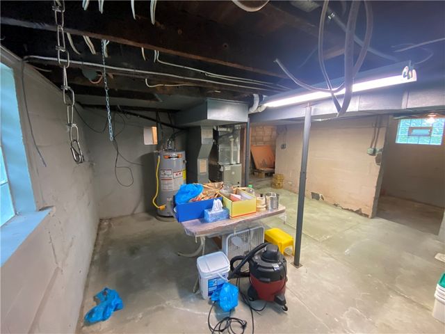 548 Chestnut St, Monessen, PA 15062