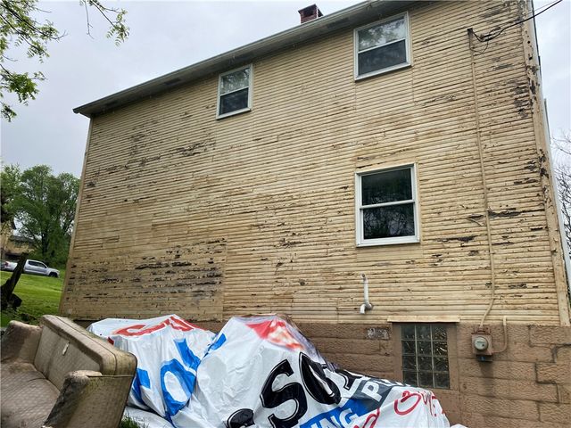 548 Chestnut St, Monessen, PA 15062