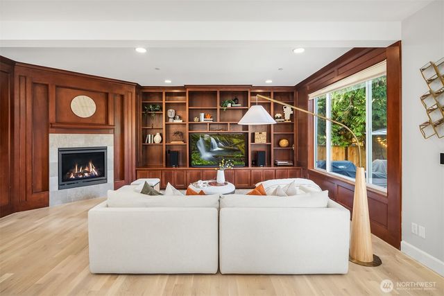 5214 NE 16th Street, Renton, WA 98059