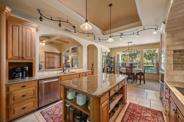 701 Highland Spring LN, Georgetown, TX 78633