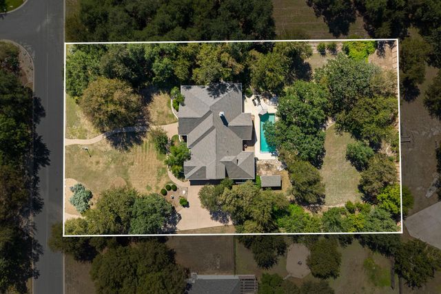 701 Highland Spring LN, Georgetown, TX 78633