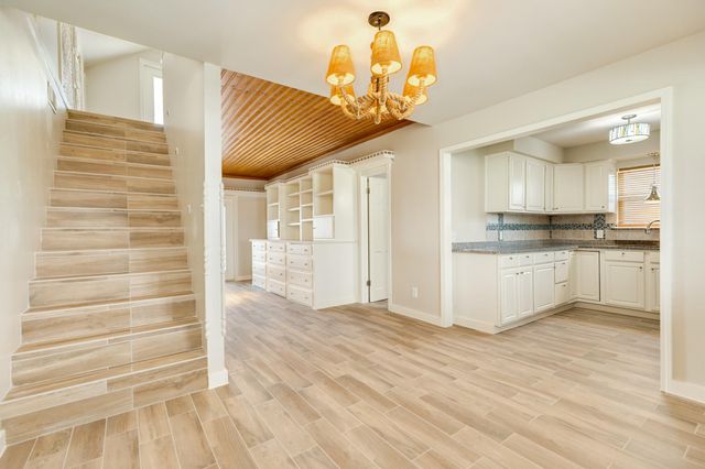 805 Seashell Drive, Surfside Beach, TX 77541