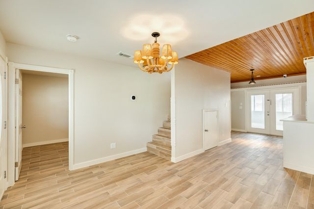 805 Seashell Drive, Surfside Beach, TX 77541