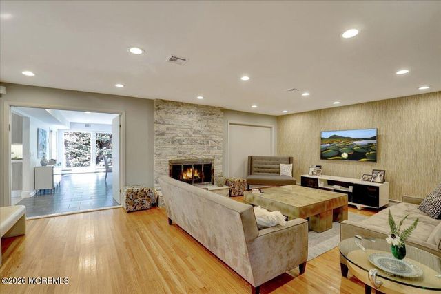 311 Park Avenue, Oakhurst, NJ 07755