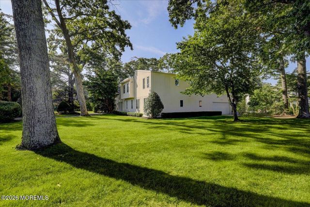 311 Park Avenue, Oakhurst, NJ 07755