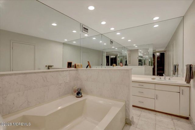 311 Park Avenue, Oakhurst, NJ 07755