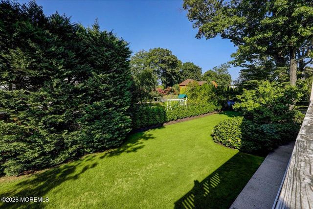 311 Park Avenue, Oakhurst, NJ 07755