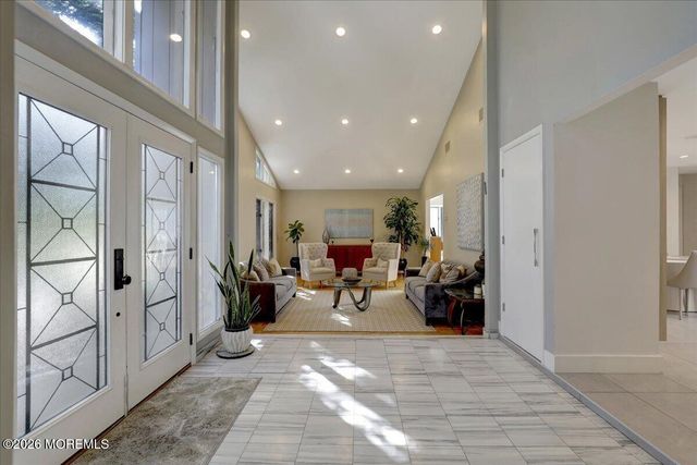 311 Park Avenue, Oakhurst, NJ 07755