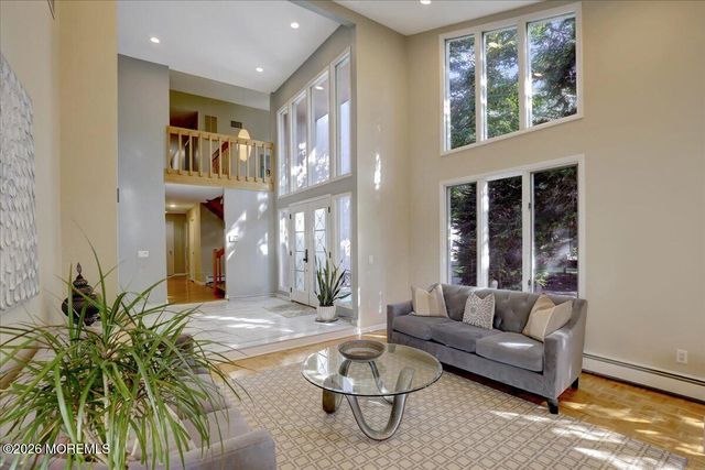 311 Park Avenue, Oakhurst, NJ 07755