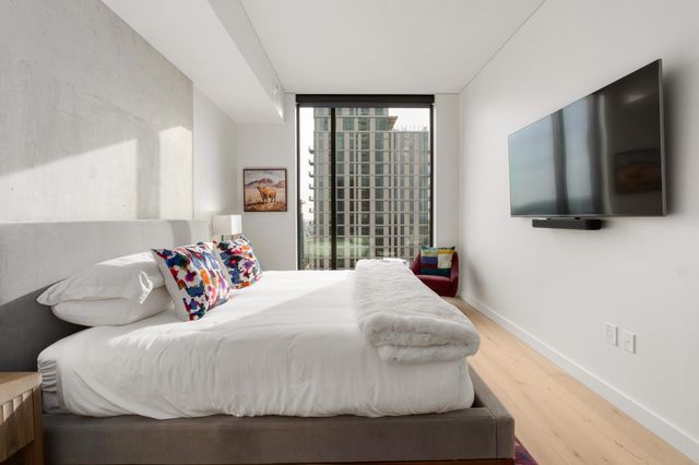 610 Davis ST 3902, Austin, TX 78701