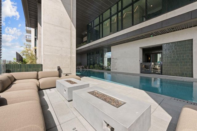 610 Davis ST 3902, Austin, TX 78701