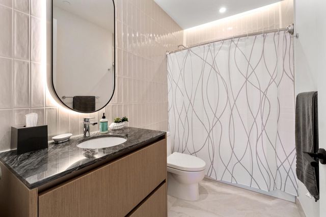 610 Davis ST 3902, Austin, TX 78701