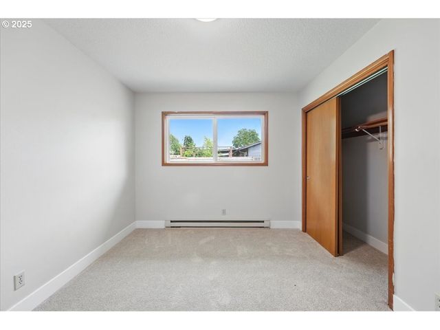 1703 Se BUSH St, Hillsboro, OR 97123