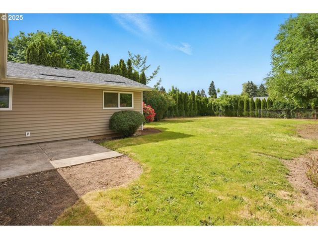 1703 Se BUSH St, Hillsboro, OR 97123