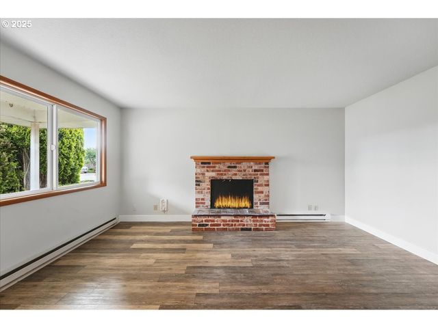 1703 Se BUSH St, Hillsboro, OR 97123